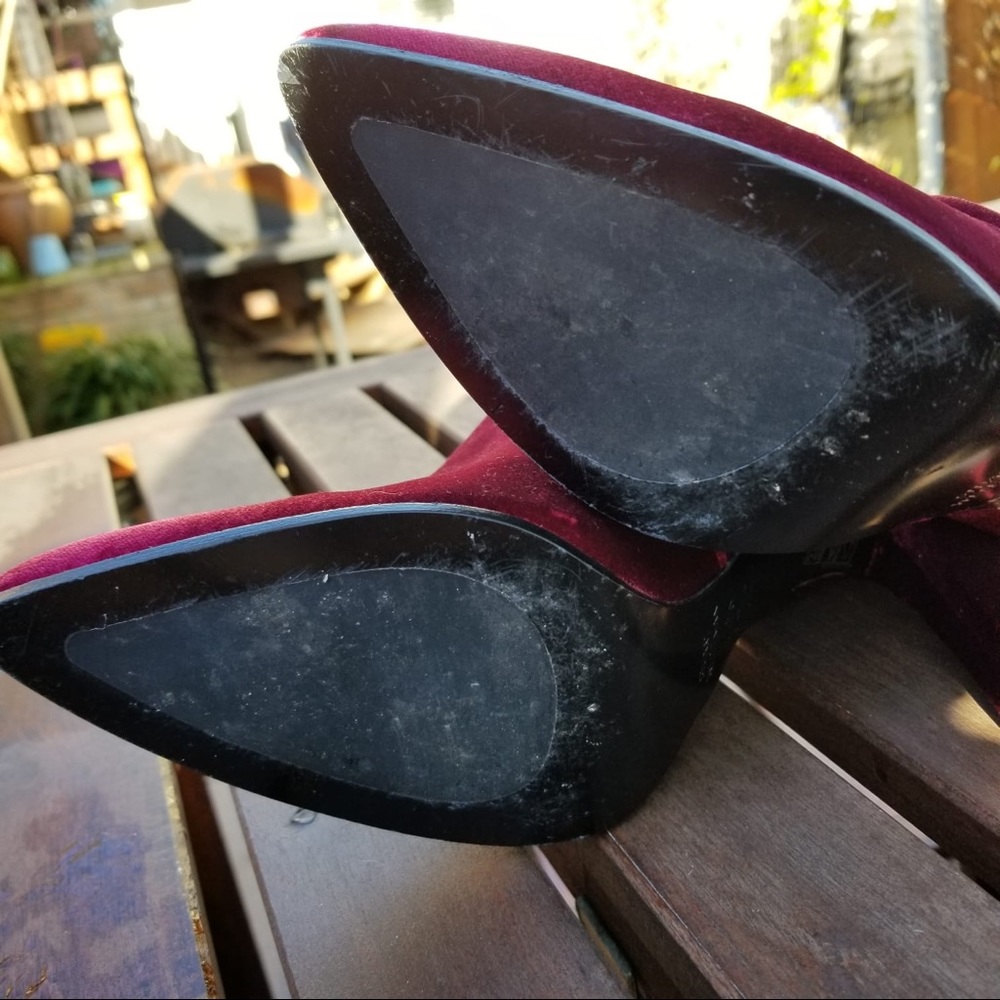 Stuart Weitzman Ruby Velvet Booties - Picture 4 of 6